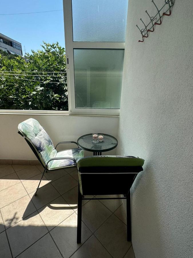 Bonbon Room And Apartment Zadar Bagian luar foto