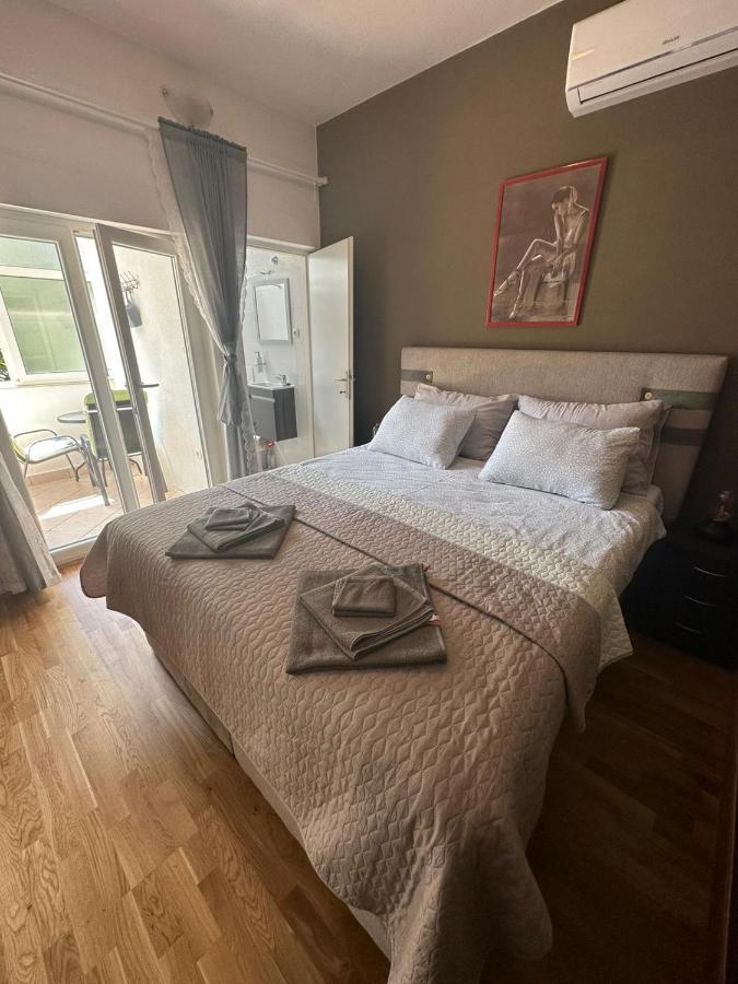 Bonbon Room And Apartment Zadar Bagian luar foto